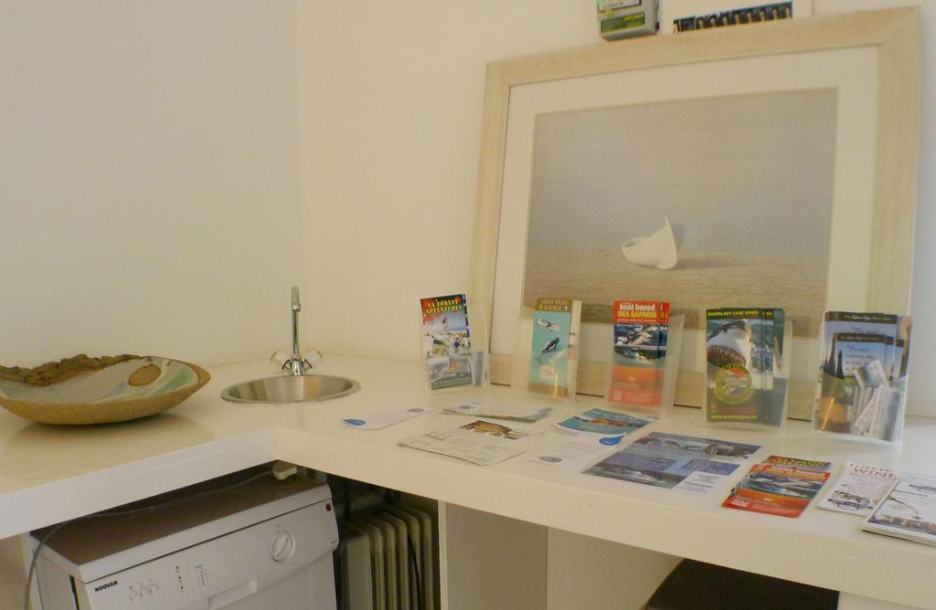Bamboo Beach Seaside House Otel Hermanus Dış mekan fotoğraf